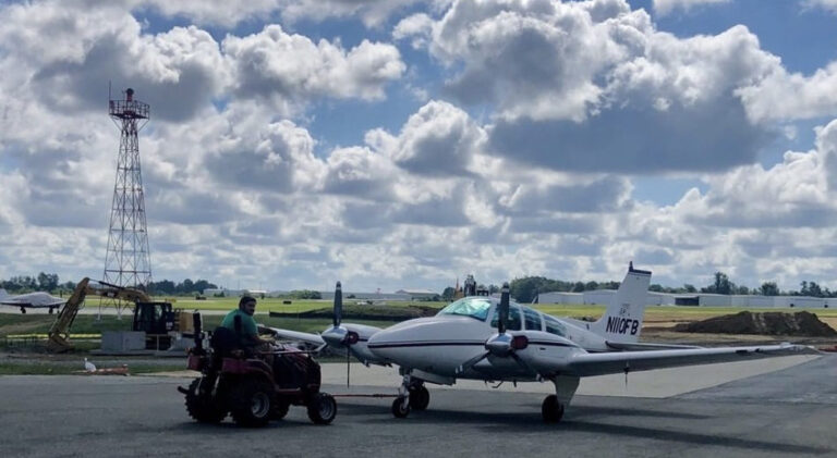 Elon Aviation offers pilot lessons for interested students in the Triangle and Triad